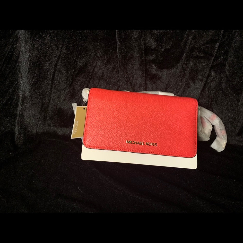 Coral NWT Jet Set travel